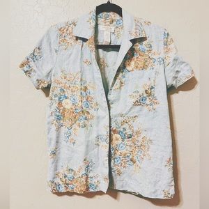 Jones New York light blue floral women’s button down shirt